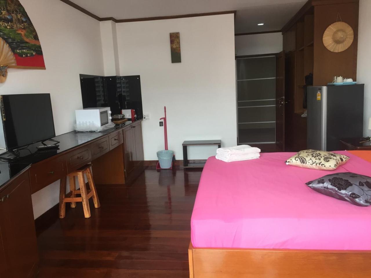 B&B View Talay 1 Jomtien Pattaya Eksteriør billede